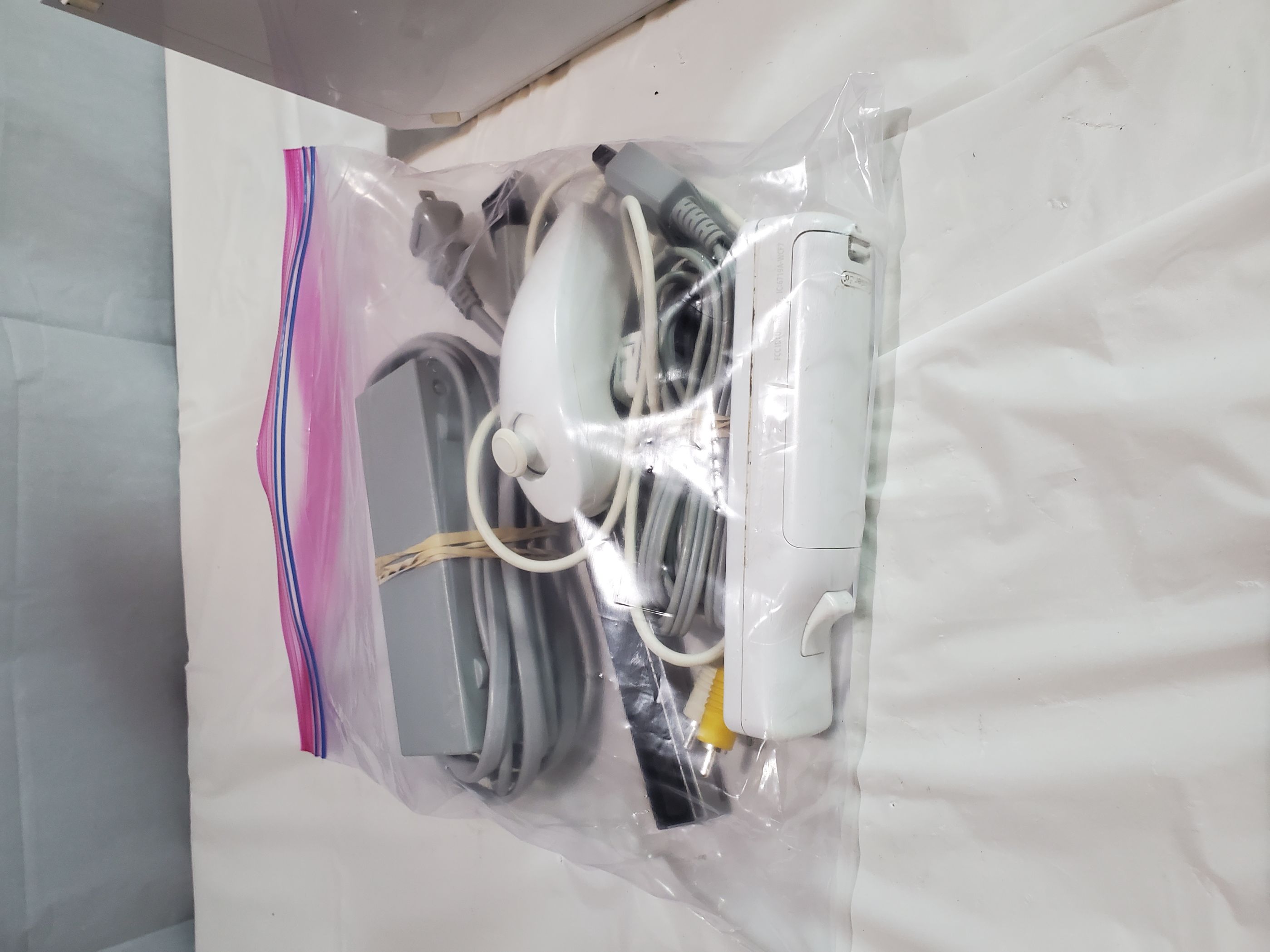 NINTENDO WII (ORIGINAL) - EZPAWN